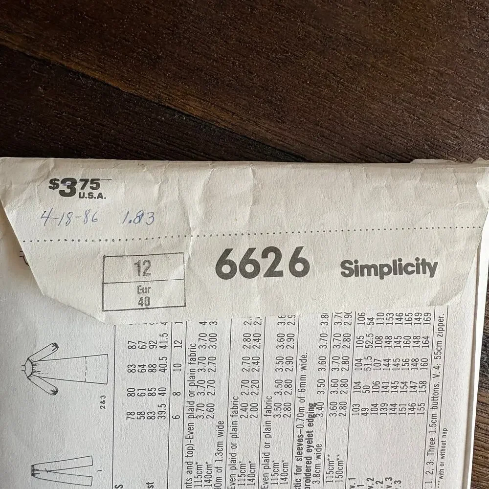 Simplicity 6626 VTG Uncut Sewing Pattern Size 12 Nightgown Pajamas and Robe 80s